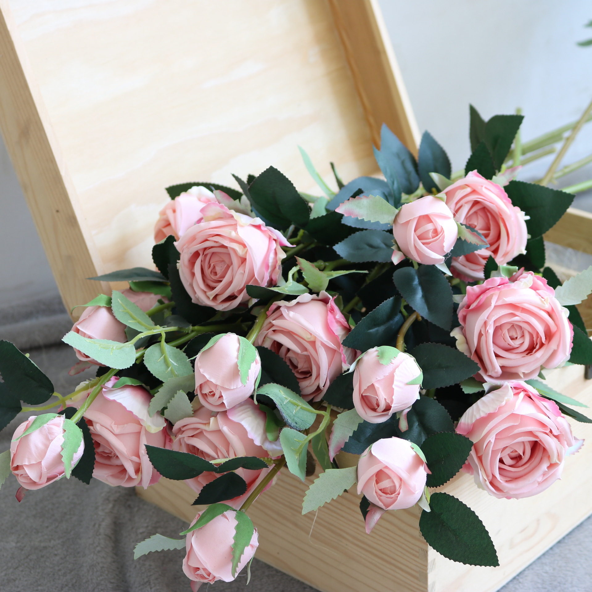 卡罗拉玫瑰2头仿真玫瑰家居装饰婚礼摄影装饰台桌花