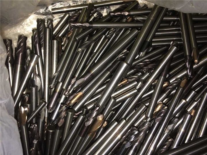 废钨钢铣刀钻头 钻嘴回收公司 钨钢刀杆铣刀 进口刀粒