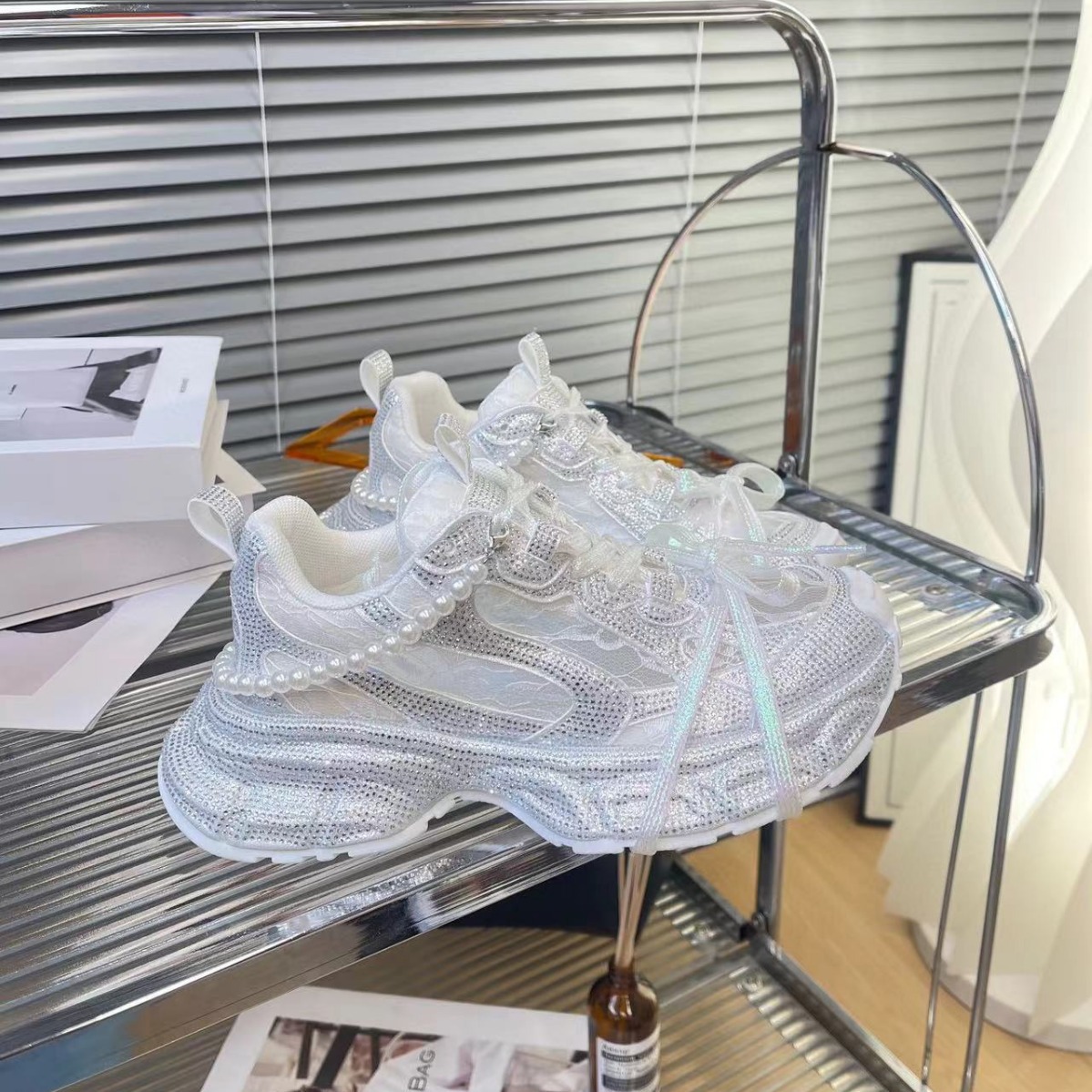 超火满天星老爹鞋女2024春季新款满钻绑带休闲运动鞋厚底百搭女鞋