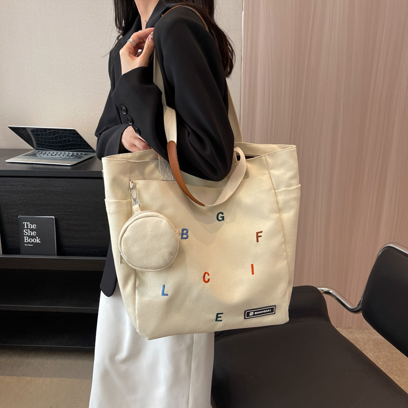 Korean Style 2023 Spring and Summer New Ins Letter Printing Large Capacity Canvas Bag Women's Simple Casual Shoulder Bag