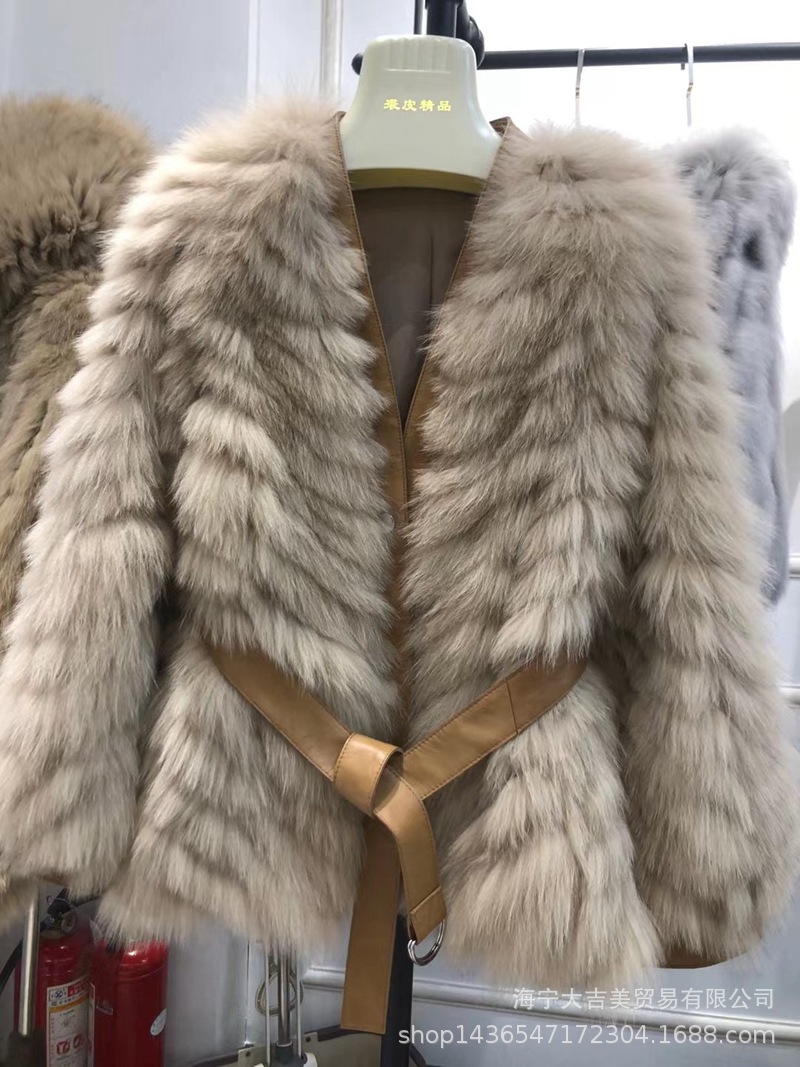 2021海宁秋冬新款网红爆车条狐狸毛中长款编织皮草外套女年轻款真