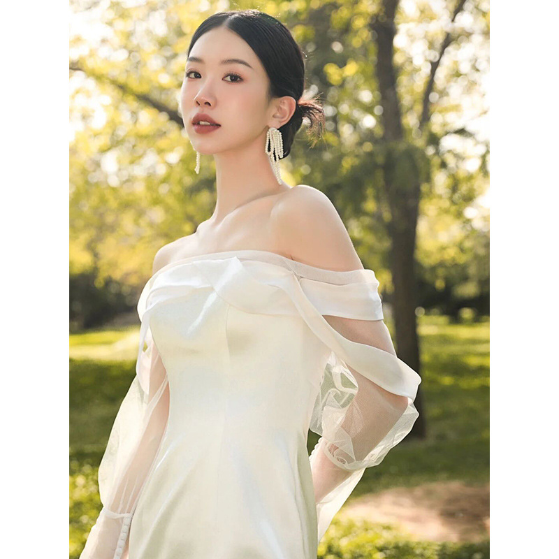 森系婚纱轻纱礼服超仙一字肩长袖高级缎面鱼尾新娘结婚出门纱夏季