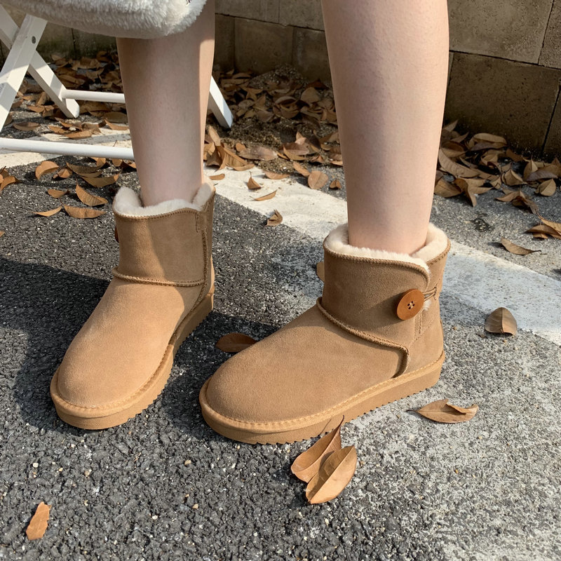 2024年秋冬季新款皮毛一体雪地靴女冬加绒加厚短筒厚底雪地棉牛反