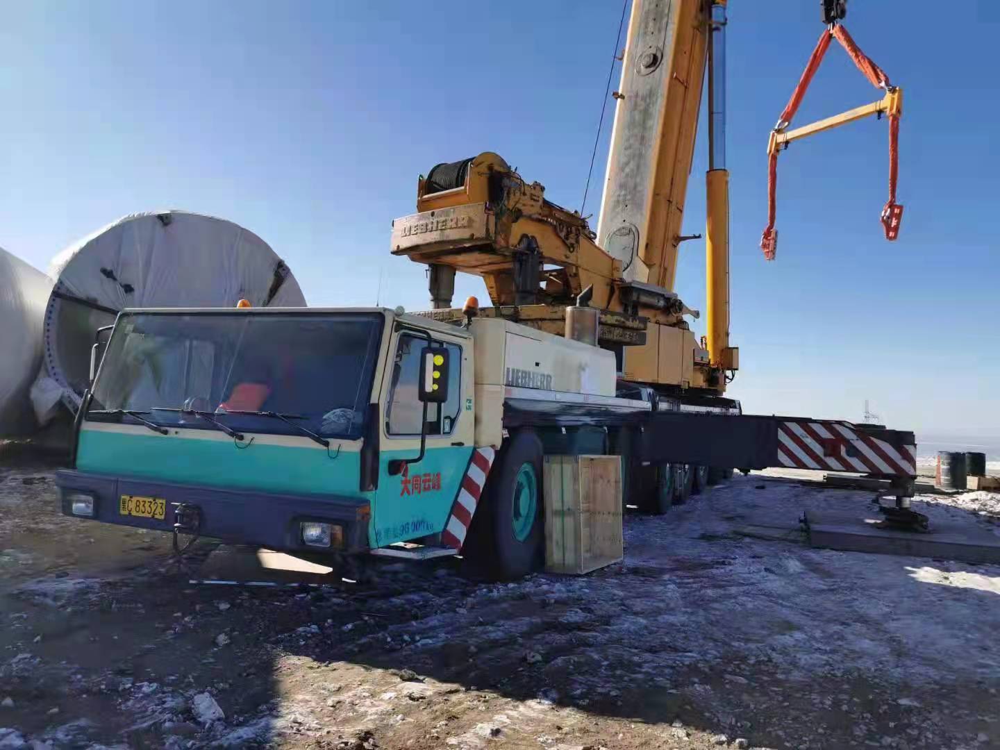 利勃海尔500吨汽车吊ltm1500-8.