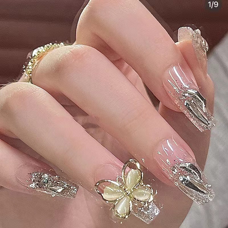 Flash Silver Flash Butterfly Net Red Wear Manicure Finished Patch Light Luxury White Fake Nail Removable Nail Piece Nail