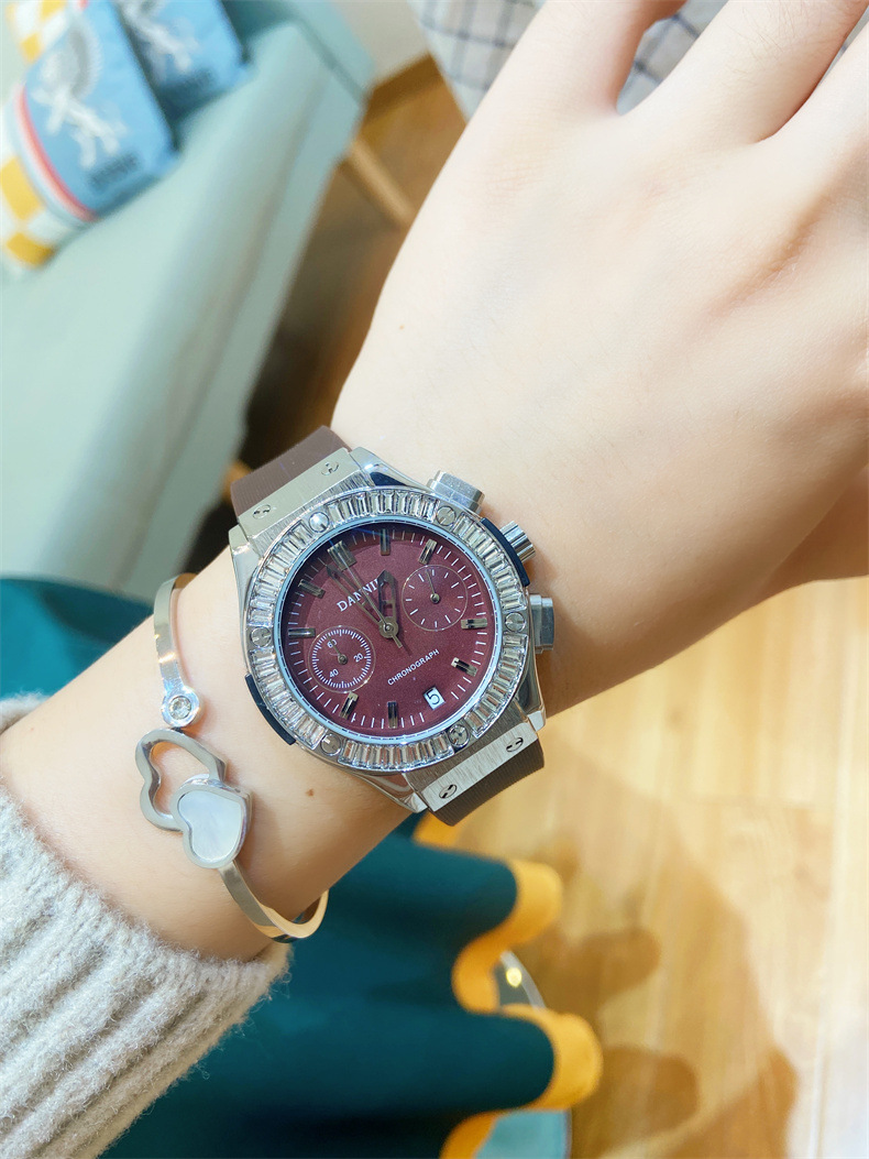 手表女潮运动时尚个性镶钻石英表大表盘女表宇舶高档手表男直播货