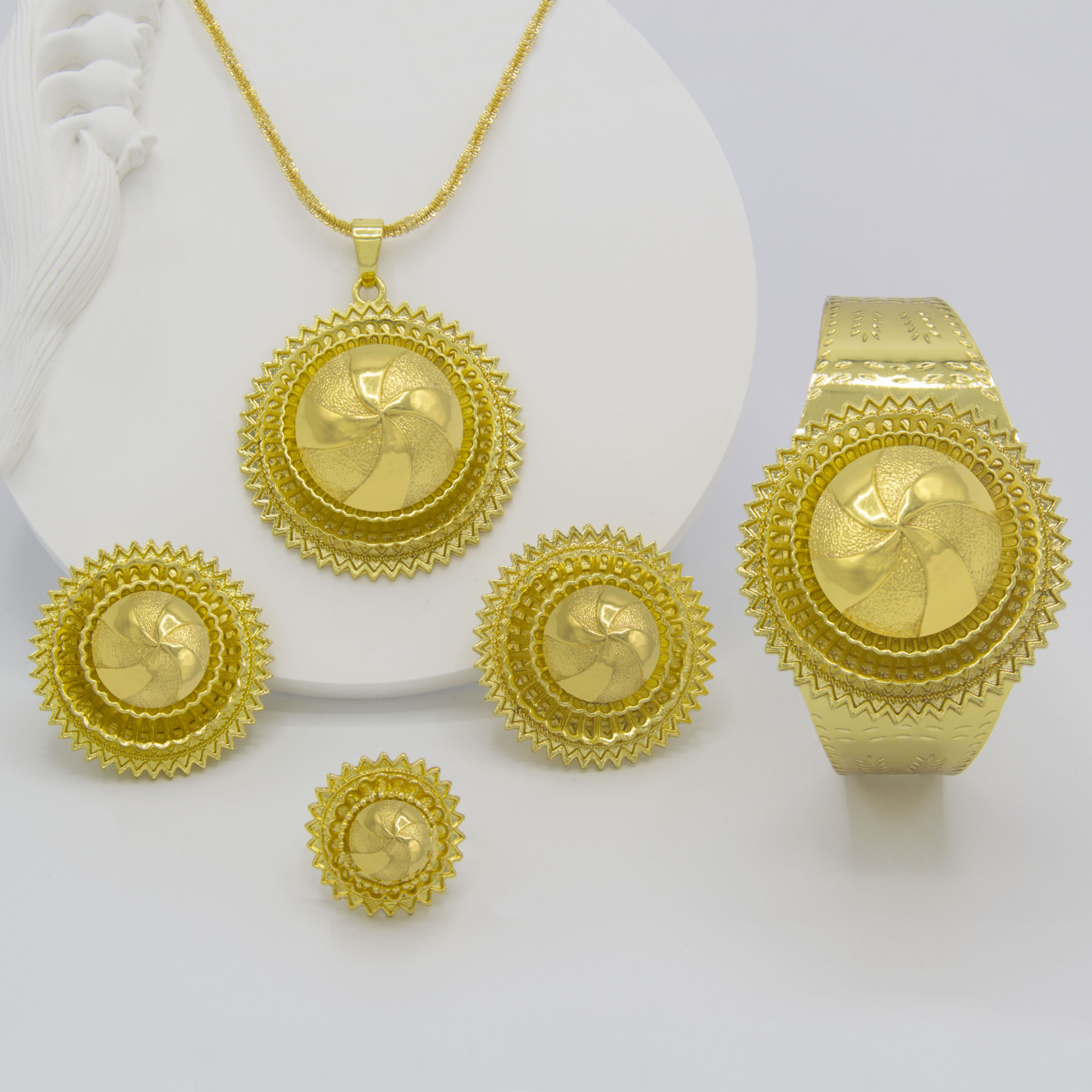 亚马逊手镯埃塞俄比亚戒子吊坠金色非洲外贸新娘饰品珠宝四件套装