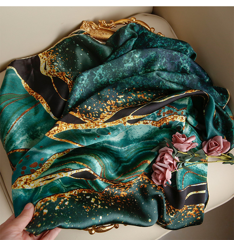 高档丝巾大方巾披肩时尚百搭素皱缎桑蚕丝方巾女高级感真丝围巾