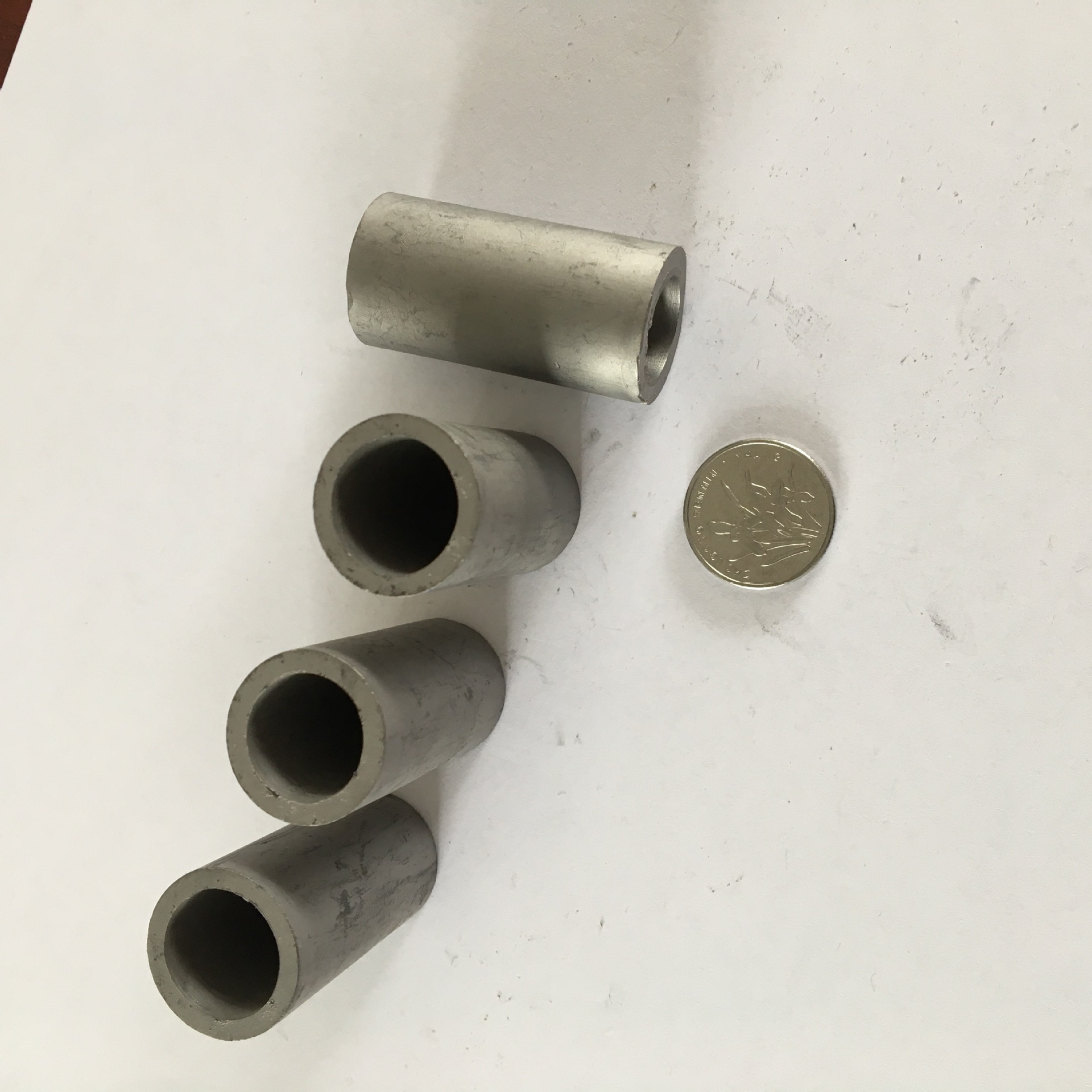 厂家直供 氮碳化钛基金属陶瓷硬质合金轻质硬质合金轴套柱塞套