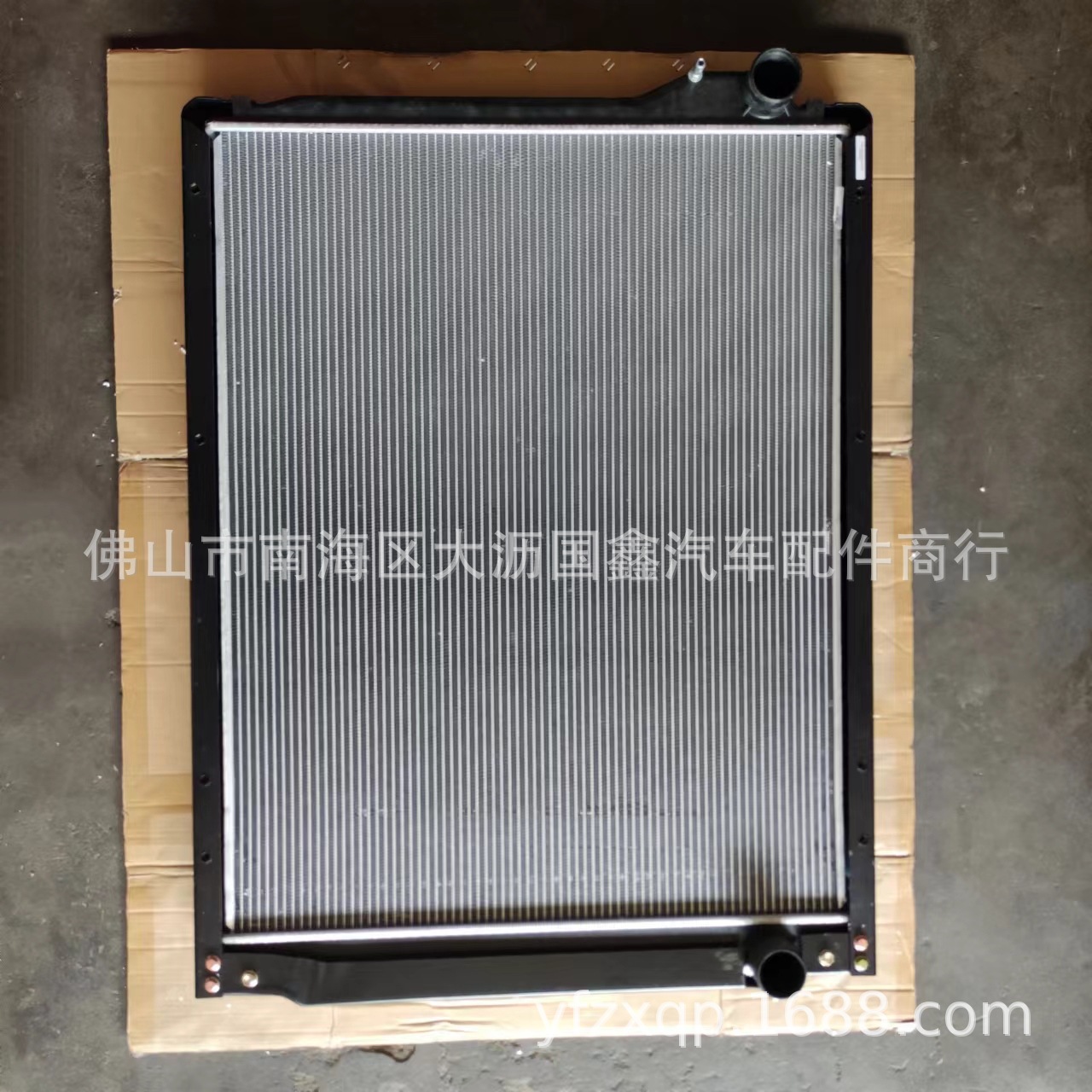 广汽日野700散热器水箱ss2p fs2p 上海日野p11c 16041-e0140 hino