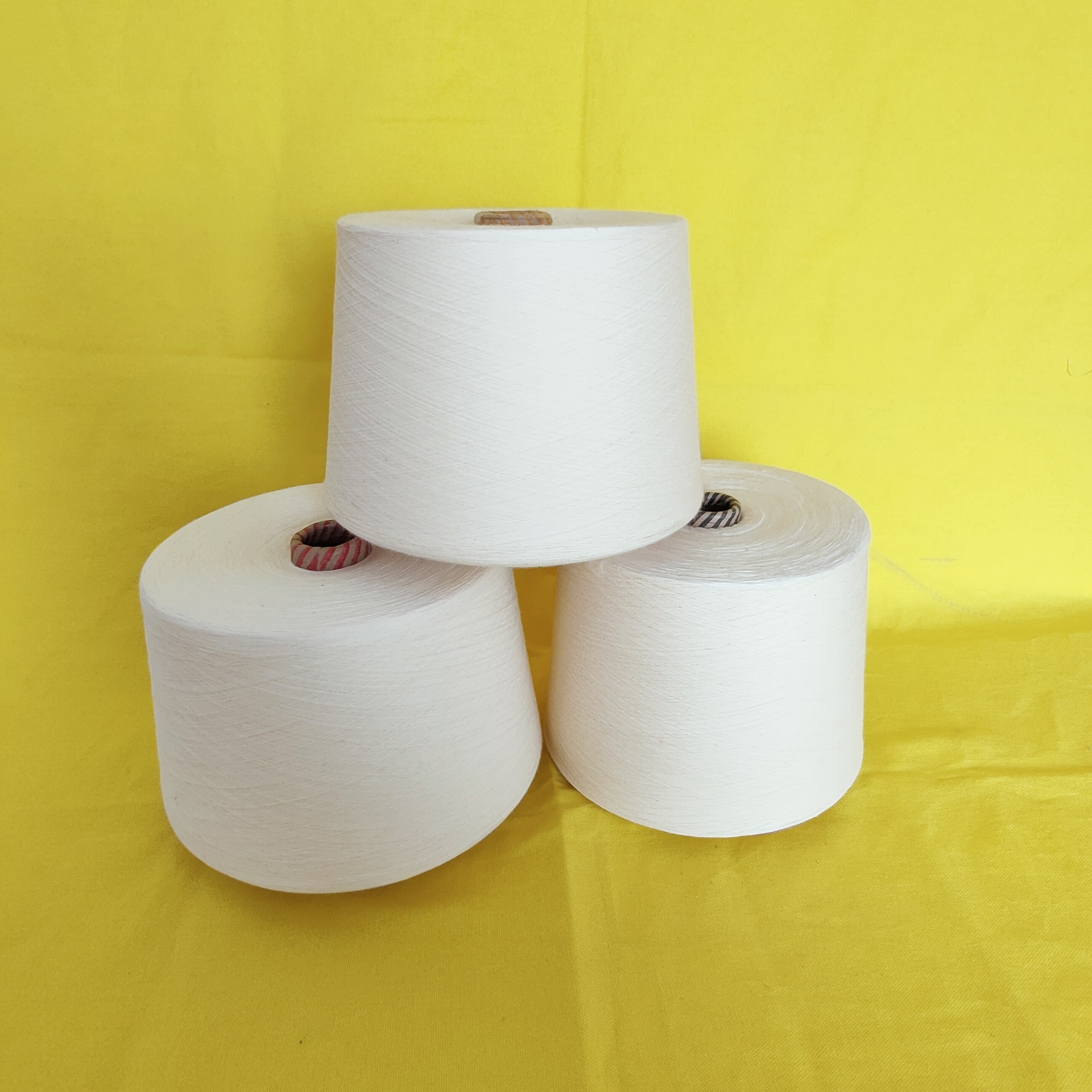 膨体腈纶包芯纱 膨体腈纶锦纶仿兔毛纱 阻燃腈纶纱 品种多价格低