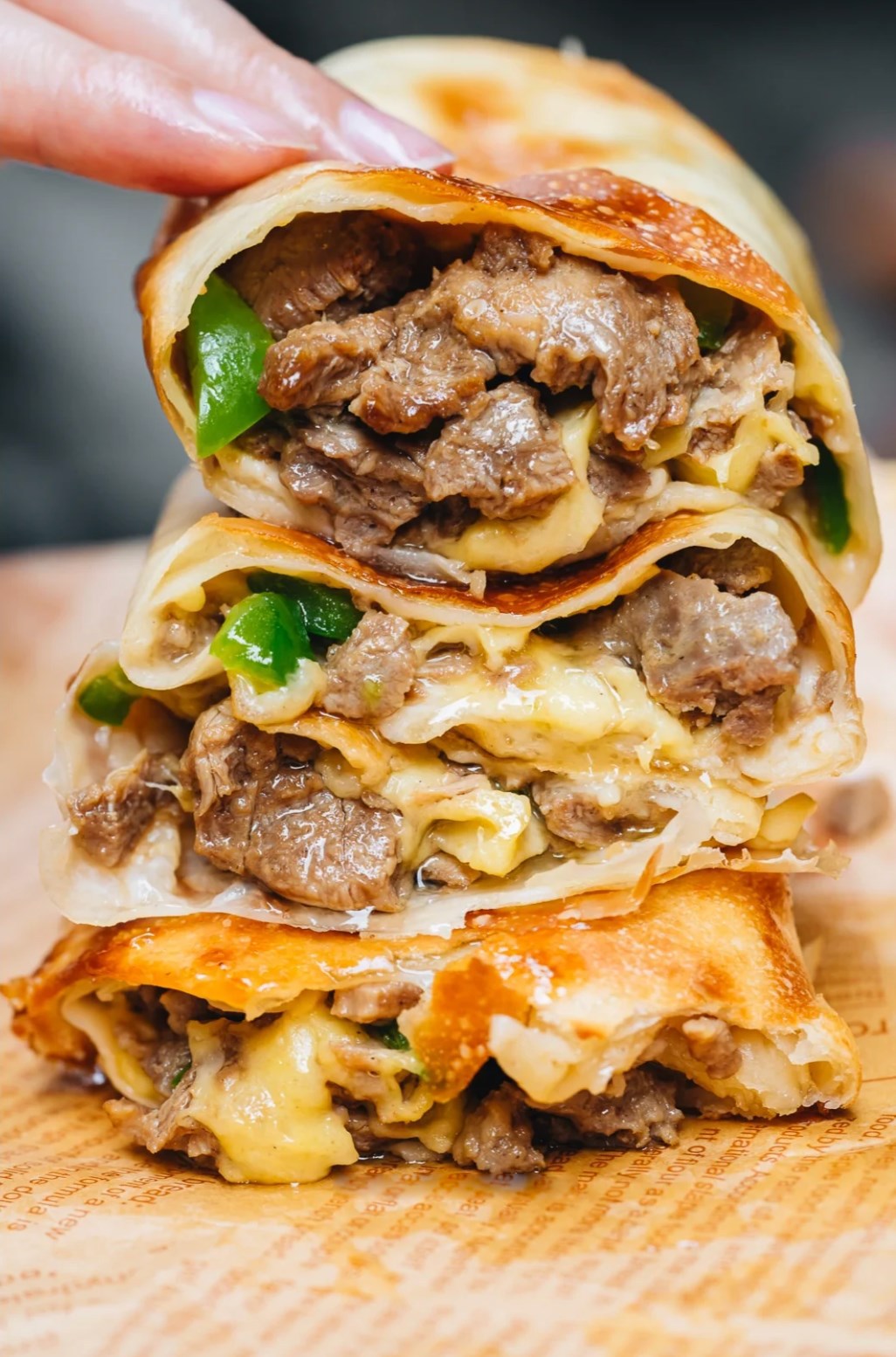 赛厨私烤芝士黑椒牛肉卷/芝士奥尔良鸡肉卷加热披萨馅饼微波速食