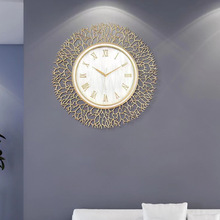 新款网红轻奢现代挂钟客厅高级感家用创意装饰钟时尚简约挂墙钟