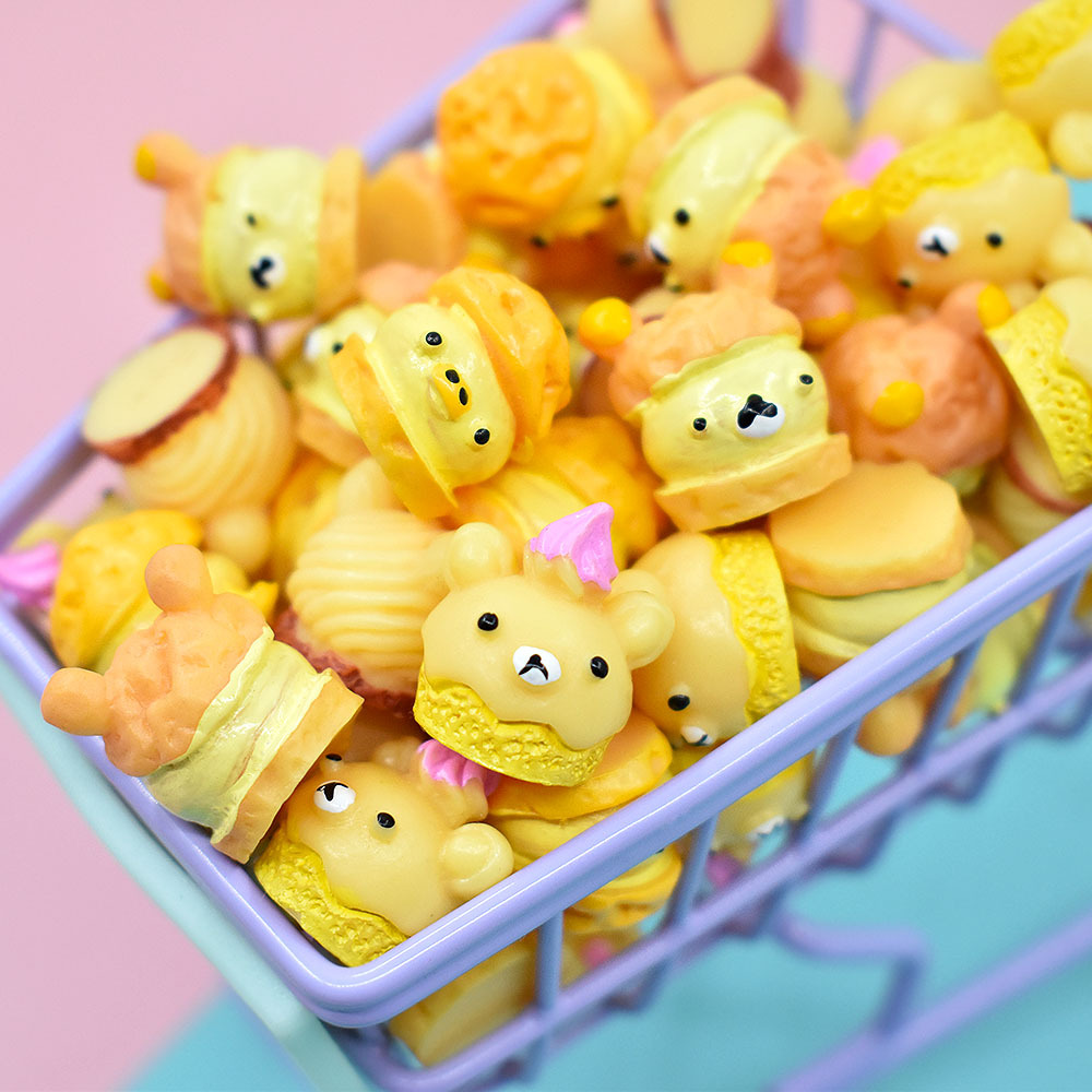 日本树脂食玩饰品配件 奶油小熊 手机 包挂件材料-e2