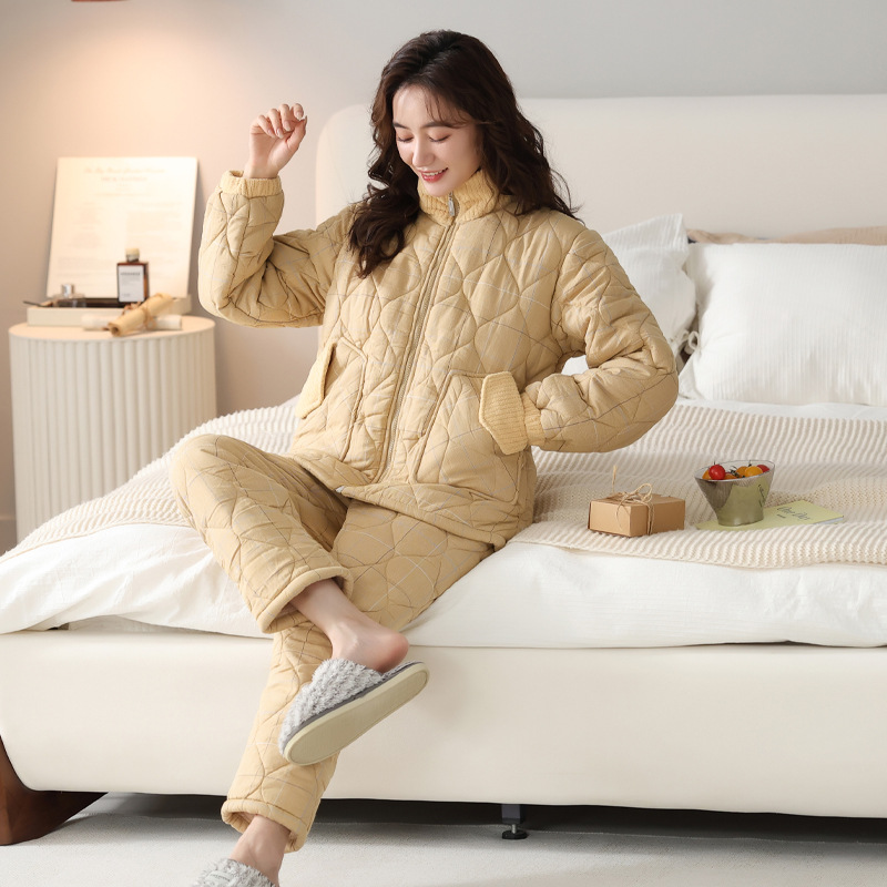 睡衣女冬季新品三层加厚夹棉袄保暖梭织格子纯棉中青年家居服套装