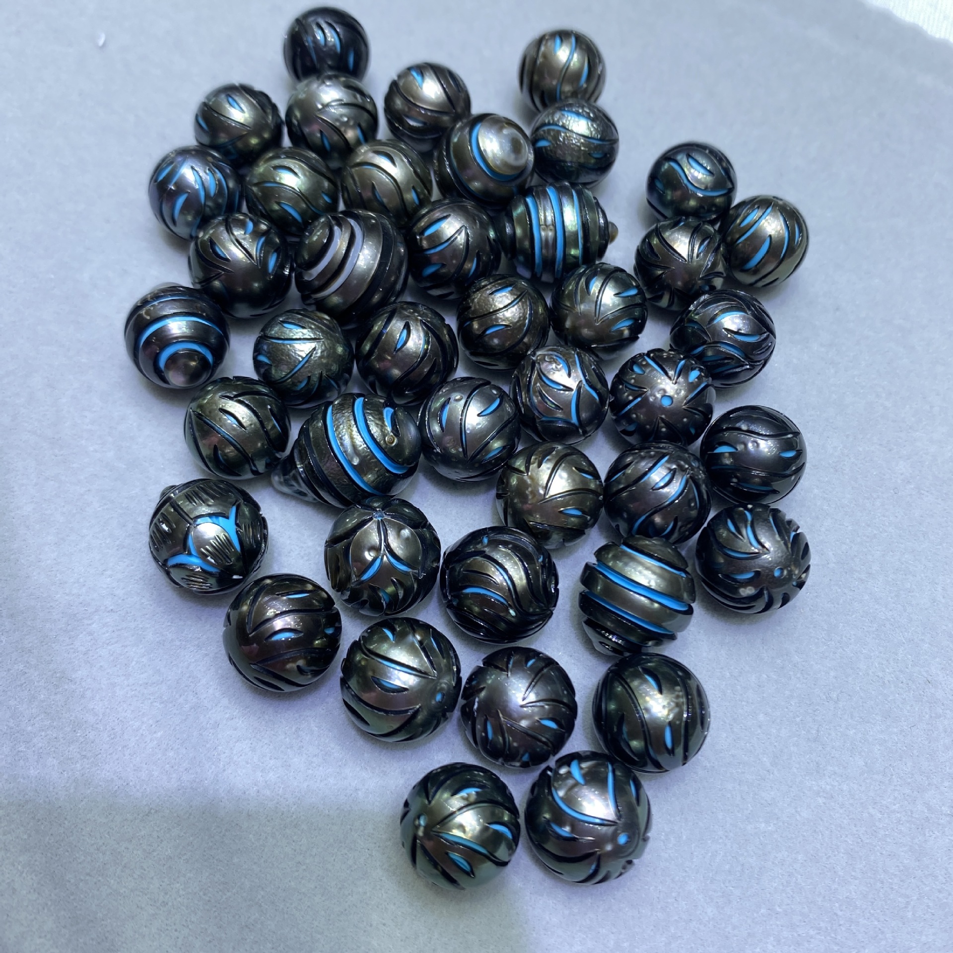 批发 天然海水珍珠 11-12mm正圆 绿松石雕刻黑珍珠散珠裸珠颗粒