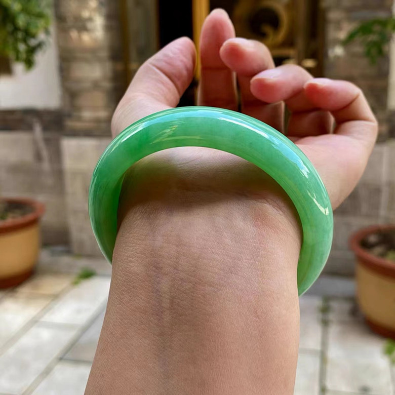 御饰妍缅甸翡翠手镯满绿豆玉手镯豆绿宽版起胶正圈玉镯子女带证