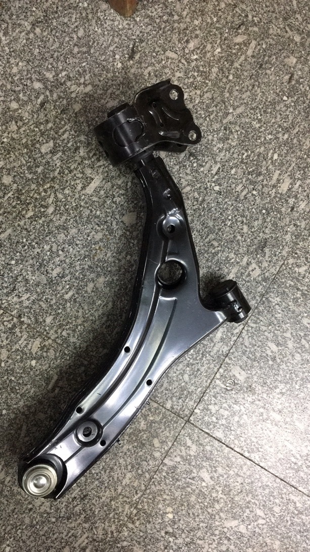 适用10-14长安福特锐界右下摆臂下悬挂三角臂前悬挂支架7t4z3078a