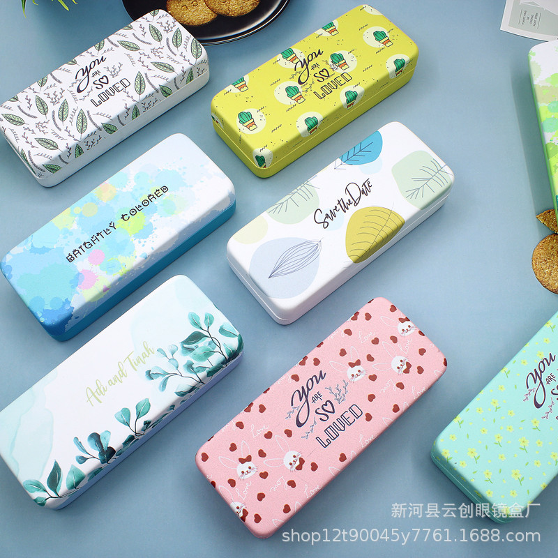 Large Frame Fashion Cartoon Fresh Glasses Case Student Small Floral Square Box Glasses Case Can Be Used as Word Myopia Glasses Case