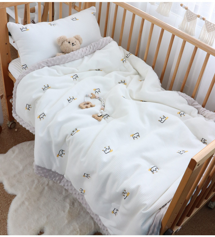 儿童被子纯棉mini小华夫格安抚豆绒被刺绣宝宝被子婴儿被四季通用