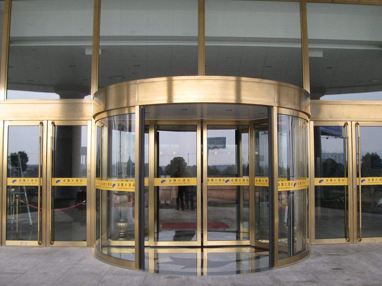 旋转门铜旋转门