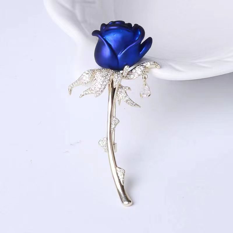 Rose Brooch Female High-End New Niche Temperament Corsage Coat Business Suit Tailored Suit Pin Clothing Accessories Wholesale