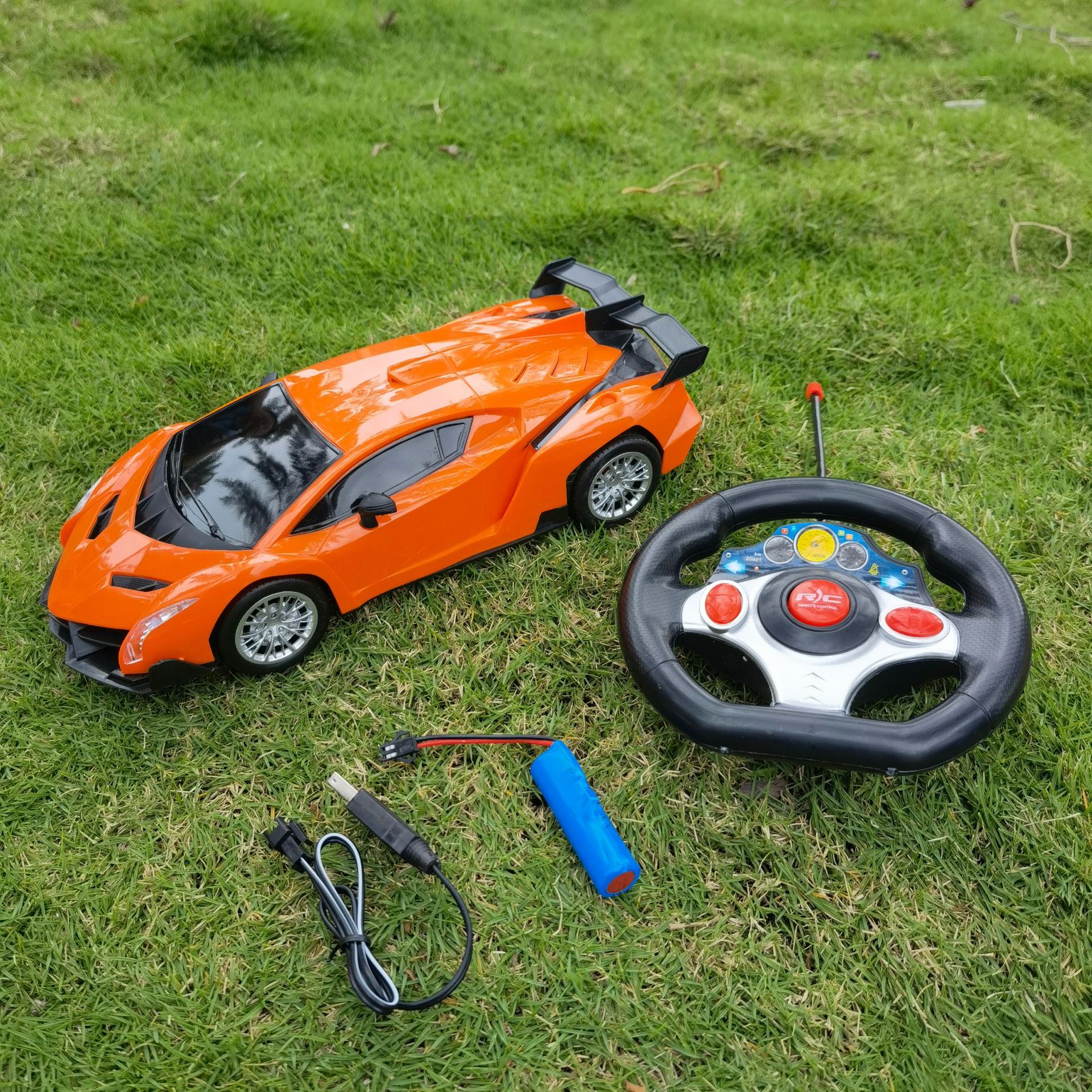 大号四通道遥控车1:16儿童遥控汽车批发车模型男孩大礼盒礼品玩具