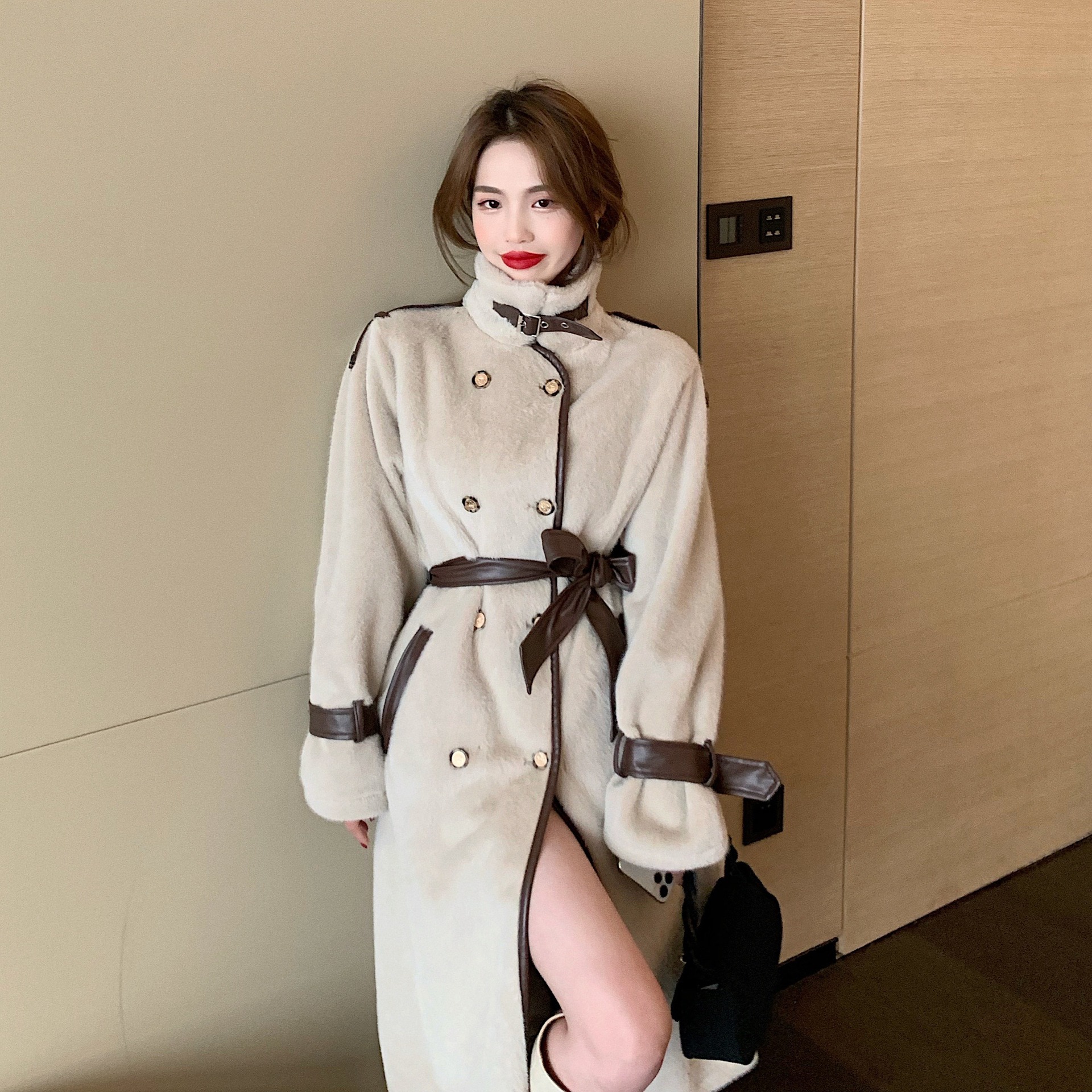 实拍  2021新款法式气质温暖高领毛呢外套时尚拼接貂皮大衣