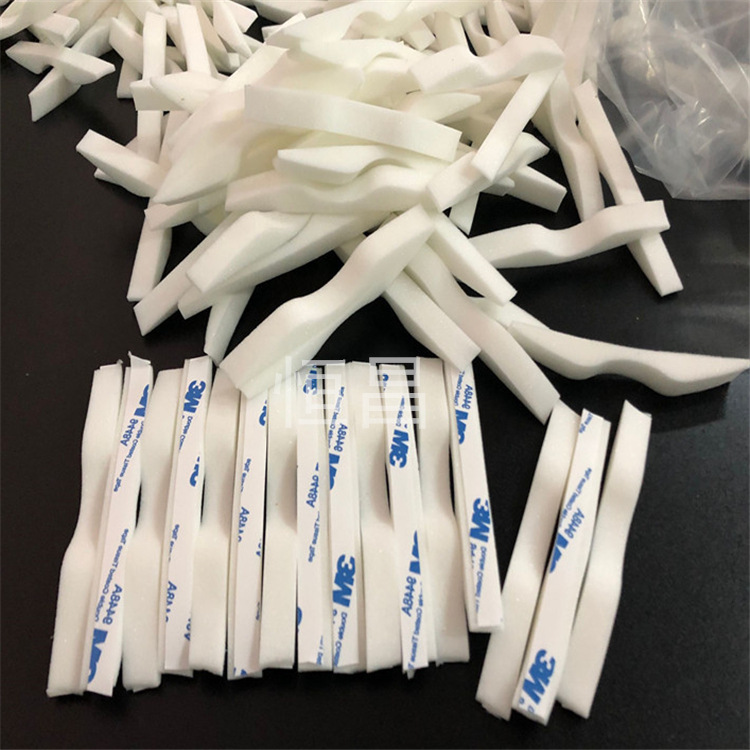 厂家直销 鼻梁防护贴口罩海绵条 n95鼻梁条 自粘胶鼻梁条海绵