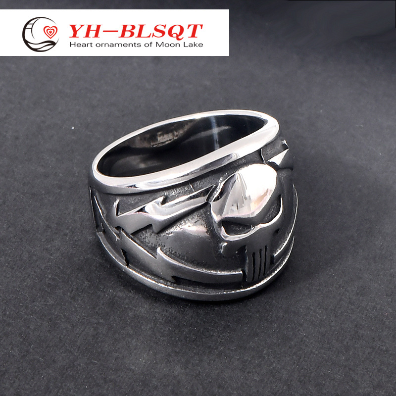 爆款外贸新款骷髅头钛钢指环欧美男士复古朋克风惩罚者戒指批发