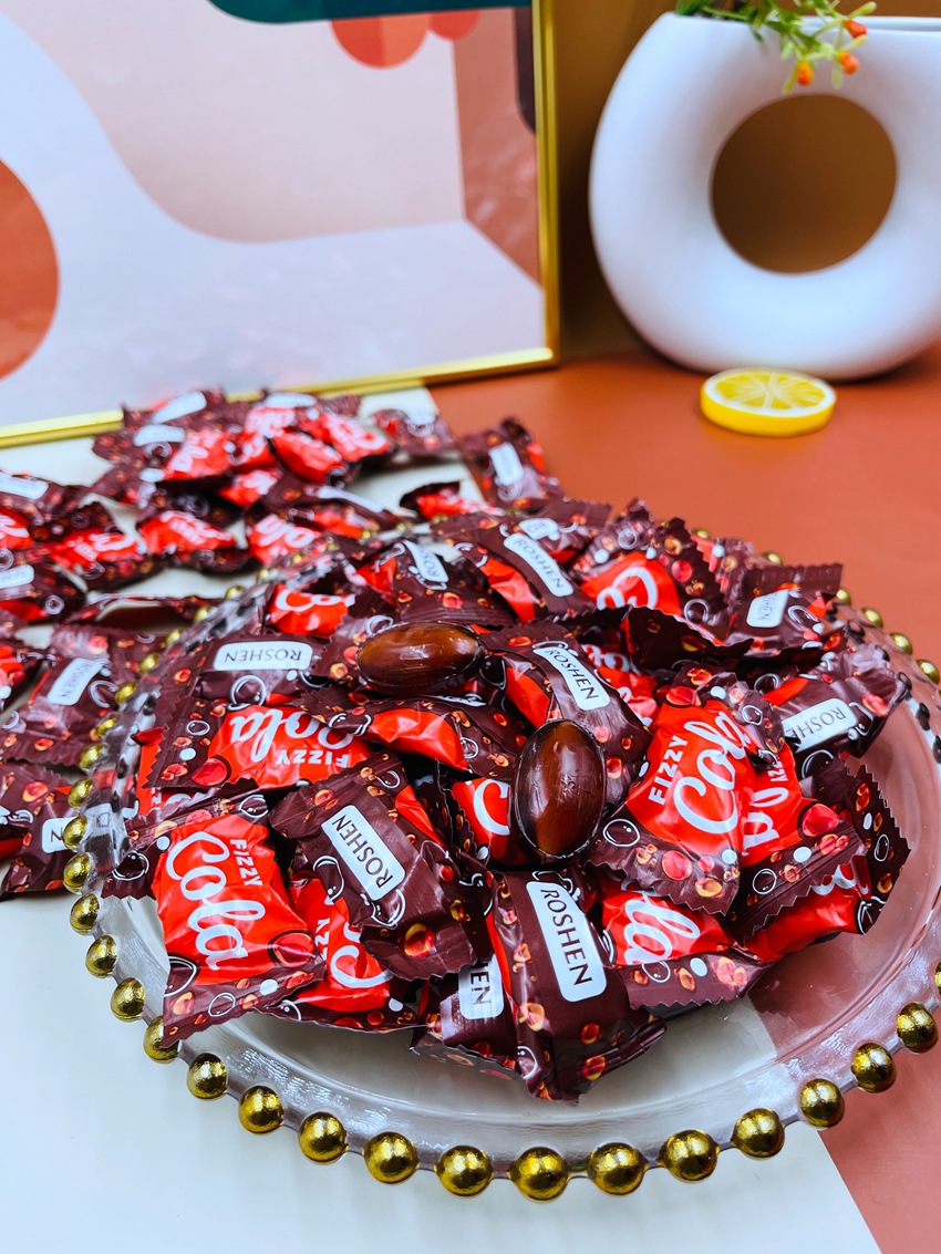 俄罗斯如胜可乐硬糖1000克 水果硬糖 一件代发批发