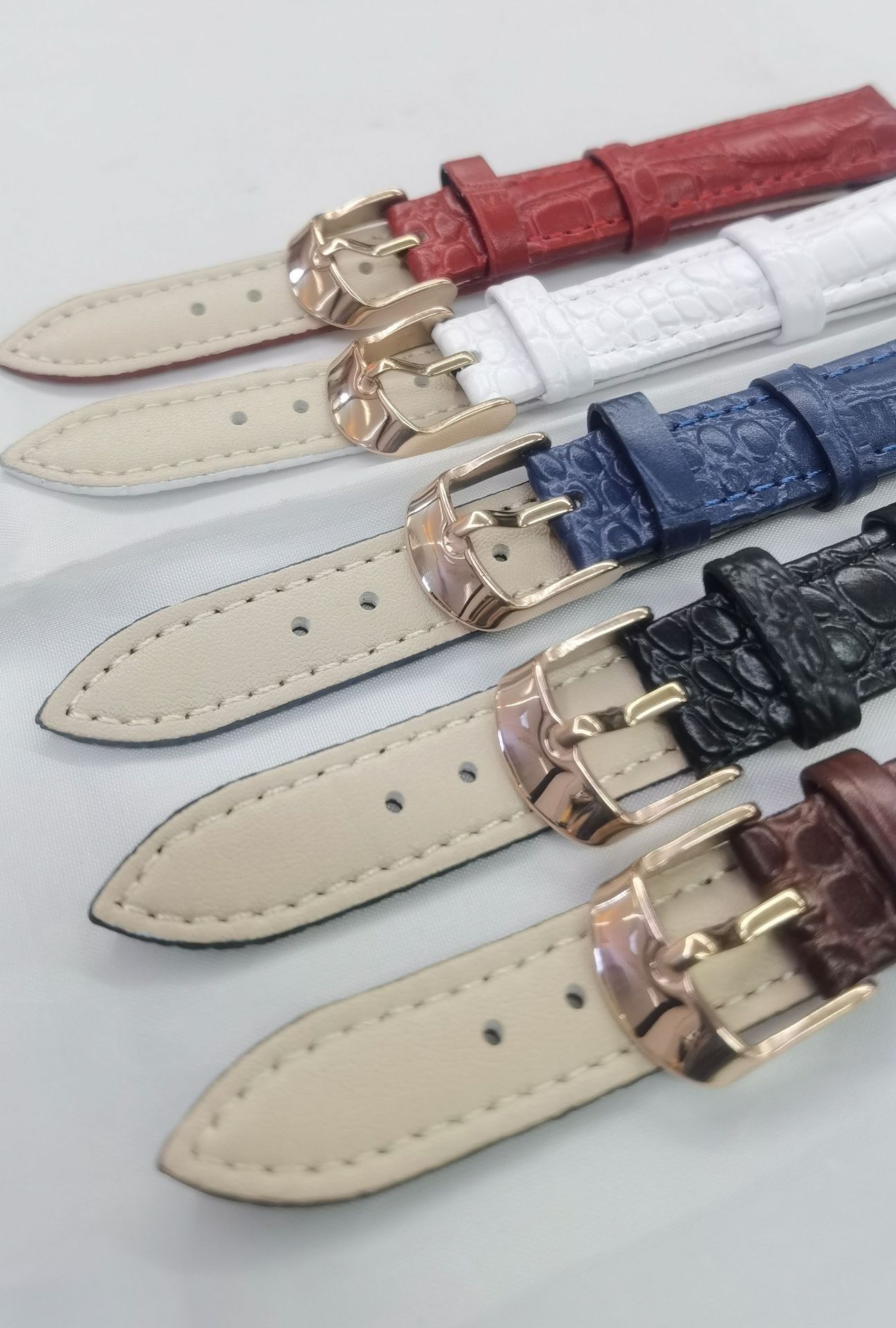 Leather Strap Size Pattern Rose Buckle Color Strap Crocodile Pattern Factory Direct Supply Pin Steel Buckle Strap