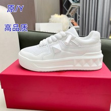 欧洲站2024年男女新款真皮拼色刺绣透气水钻设计感运动休闲鞋女