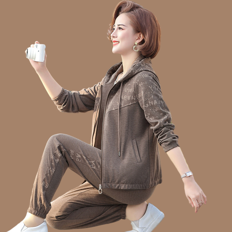 妈妈春装运动套装中老年人休闲女外套40岁50婆婆衣服中年人两件套