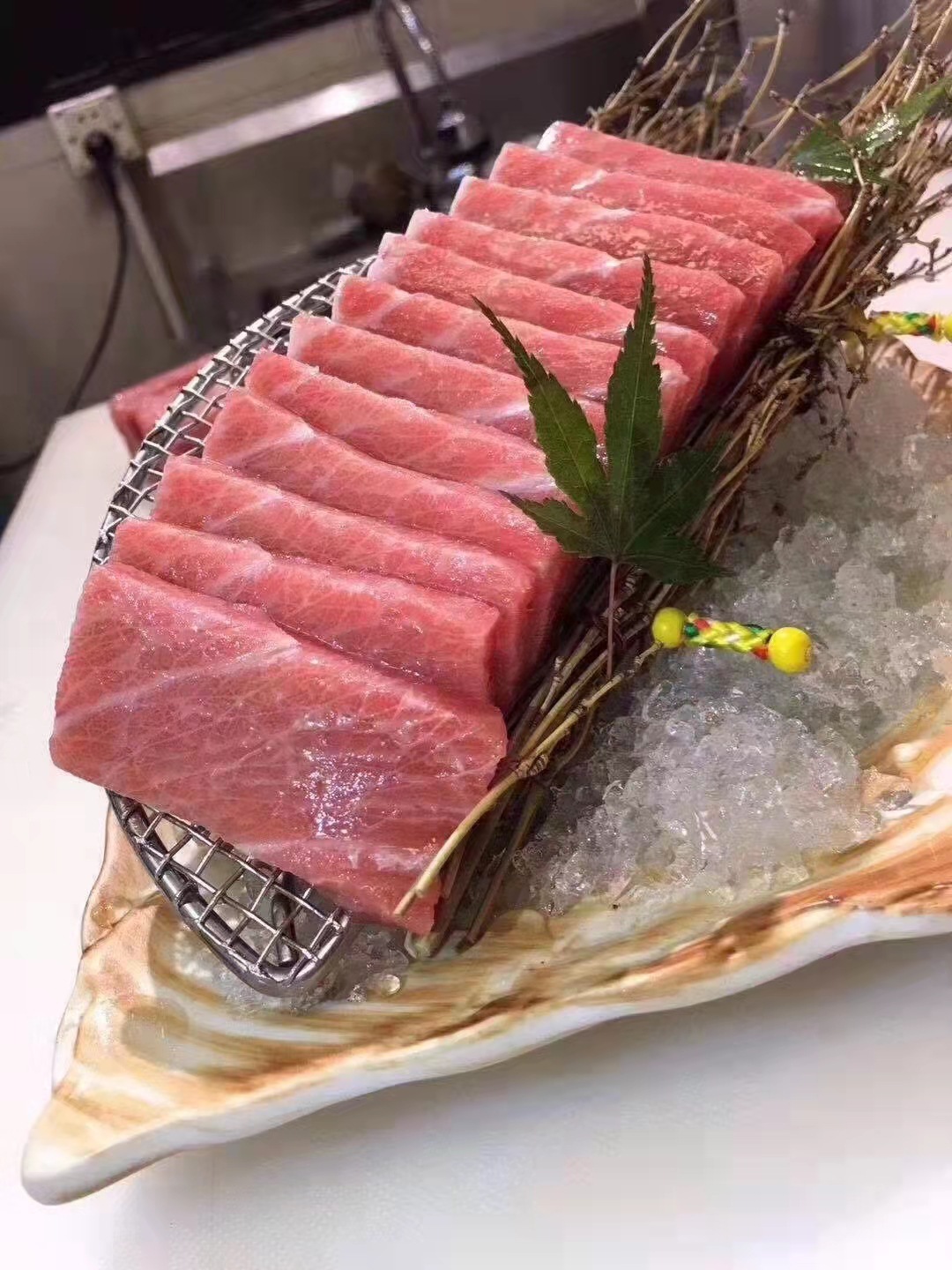 超低温蓝鳍金枪鱼大托刺身寿司日料生鱼片冷鲜冷冻海鲜批发供应