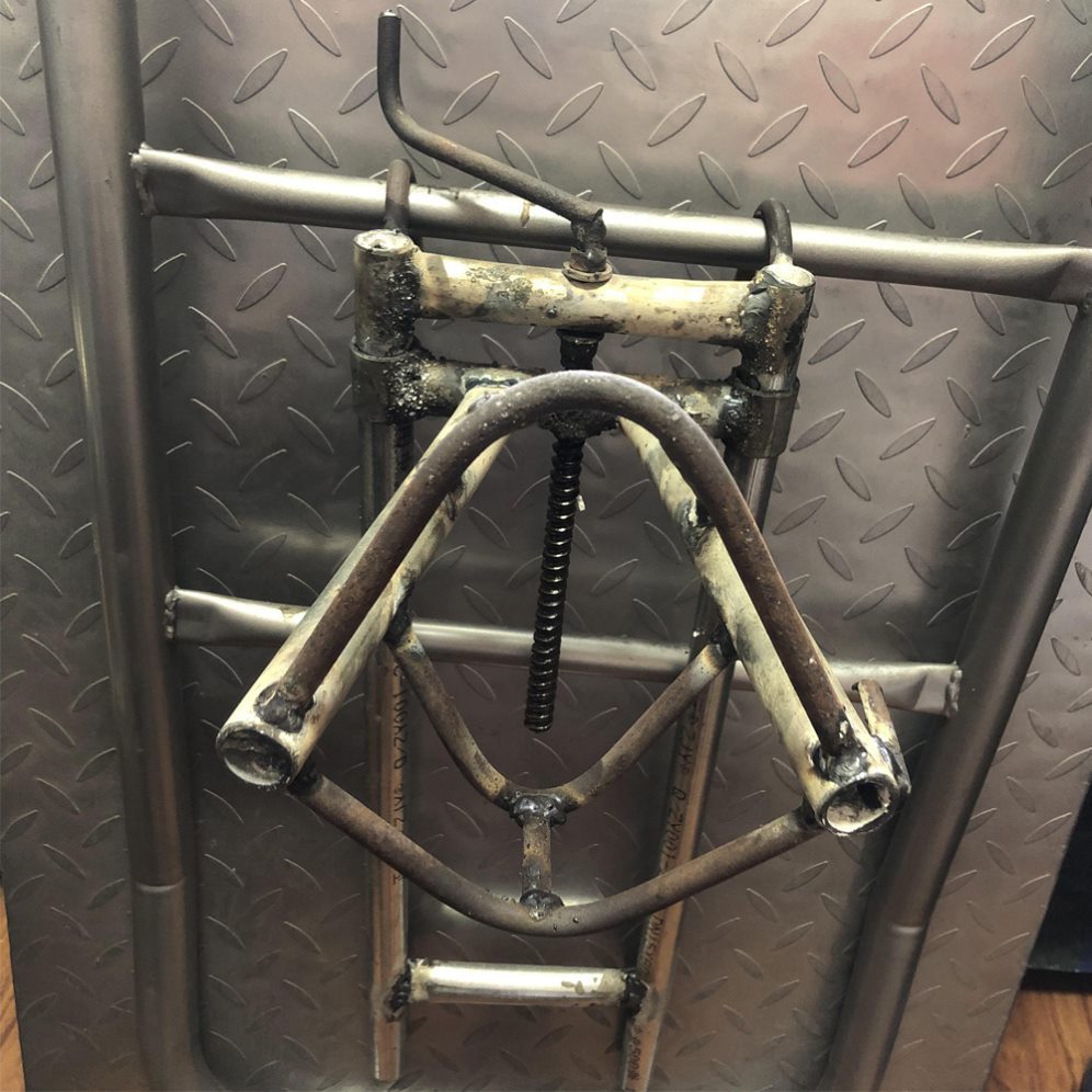 剪羊毛专用羊头固定架抓羊工具输液配种调节升降固定器羊打针神器