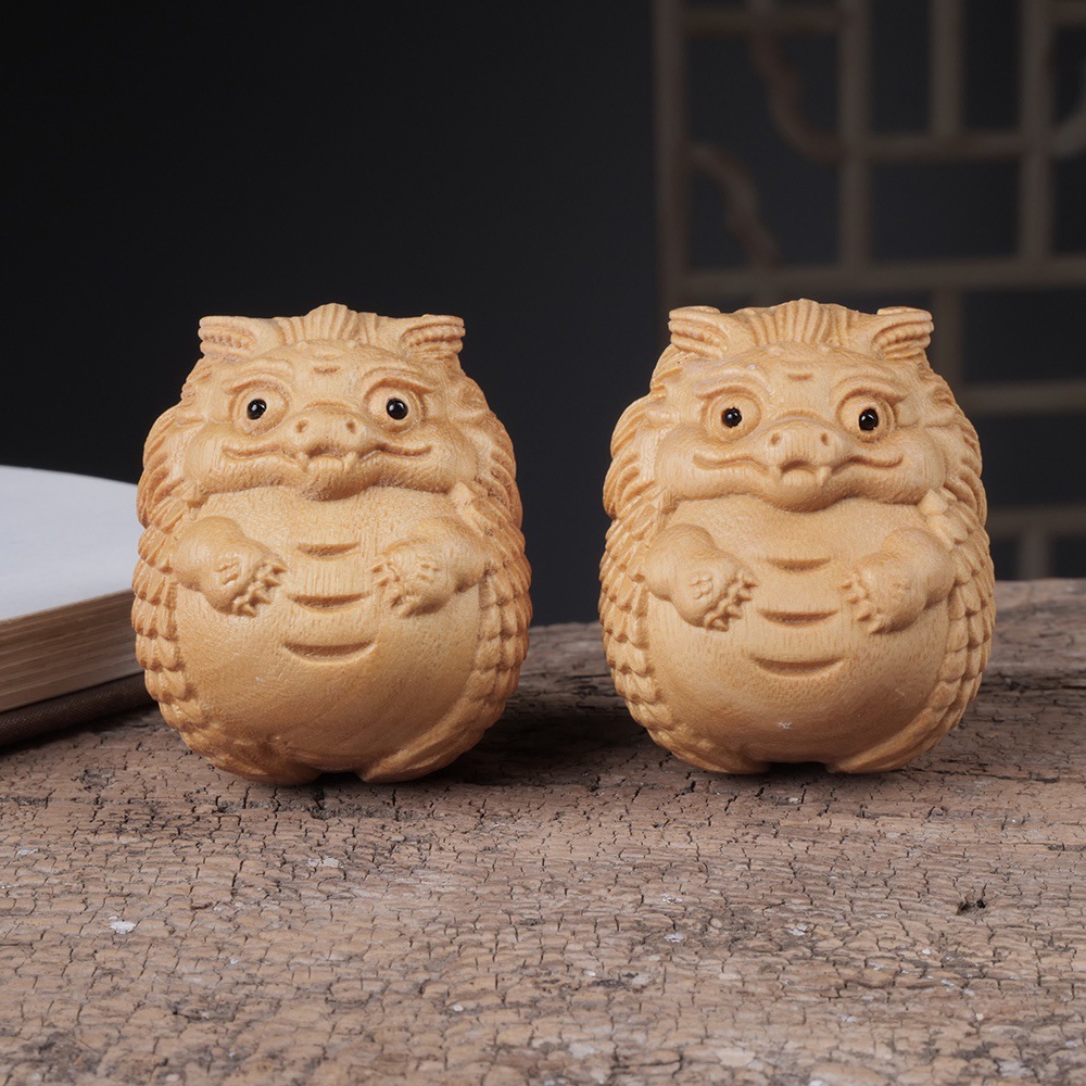 崖柏木雕吉利龙宝宝随身文玩把件实木雕刻工艺生肖龙生日礼物桌摆