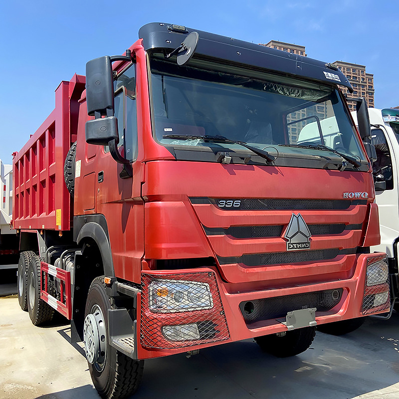 出售二手豪沃自卸车 后八轮泥头车 工程运输翻斗车 公路渣土车