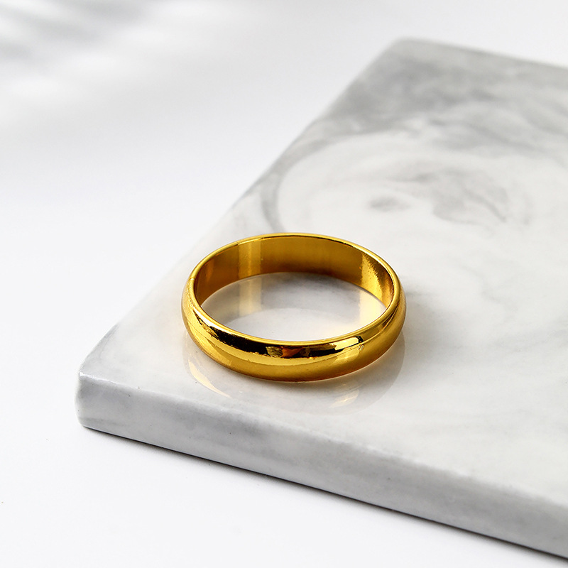 跨境欧美简约金色情侣对戒一字简约戒指电镀光板不锈钢情人节礼物