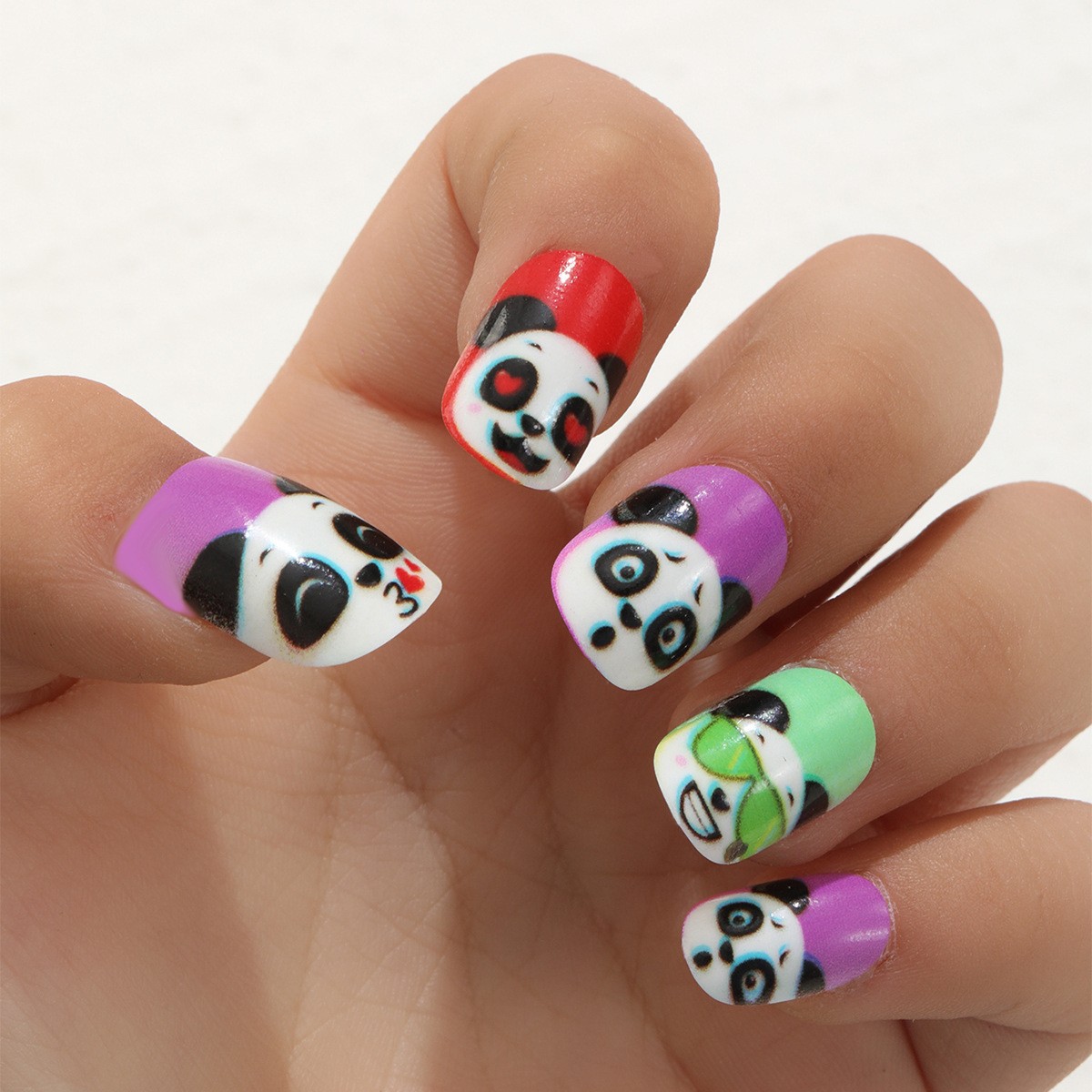 儿童穿戴甲24片甲片大熊猫穿戴甲甜美卡通可爱风可拆卸假指甲甲片