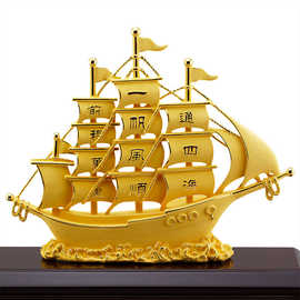 绒沙金一帆风顺摆件