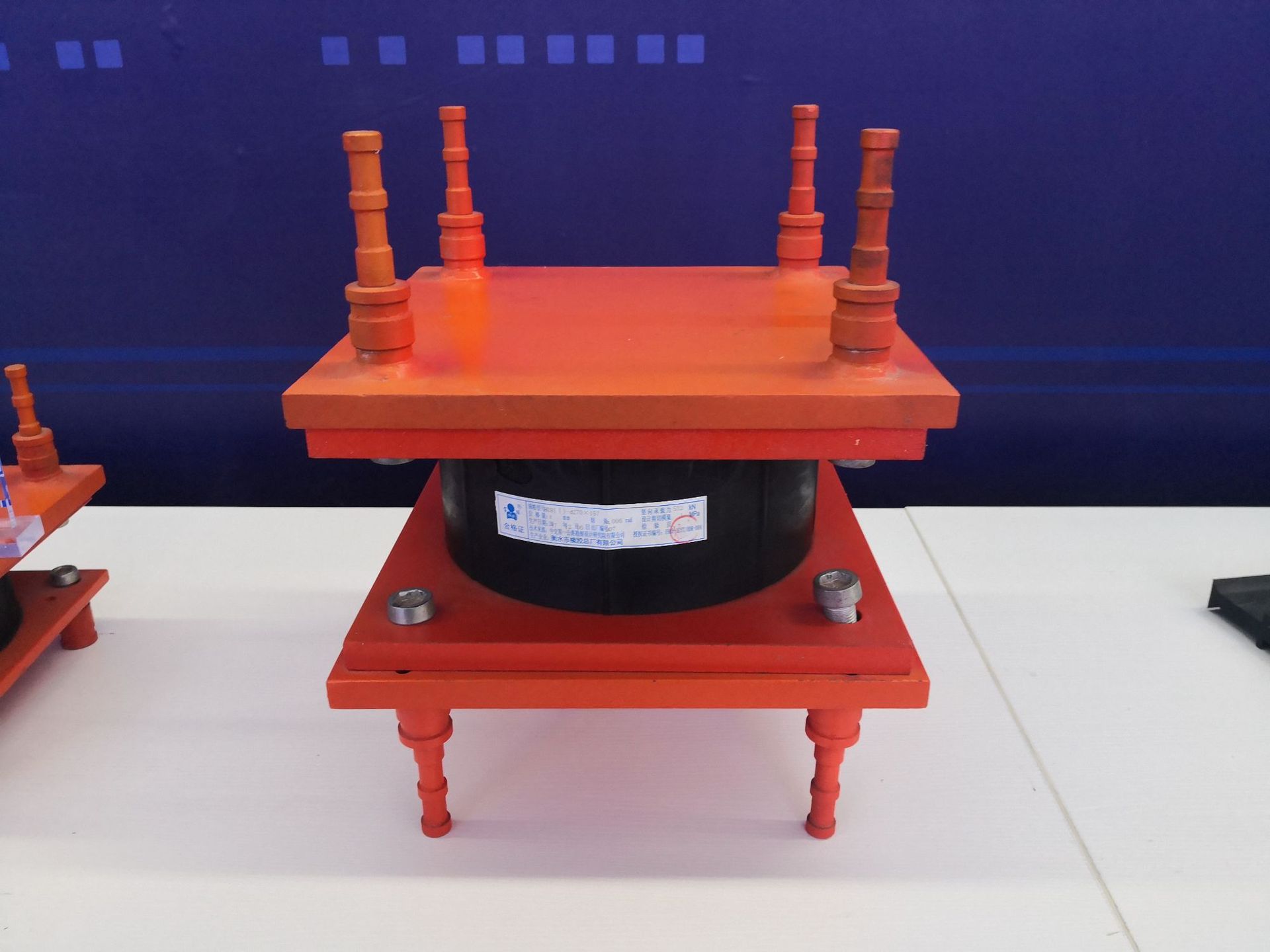 量大从优供应桥梁建筑隔震橡胶支座 可定制lnr 建筑隔震橡胶支座