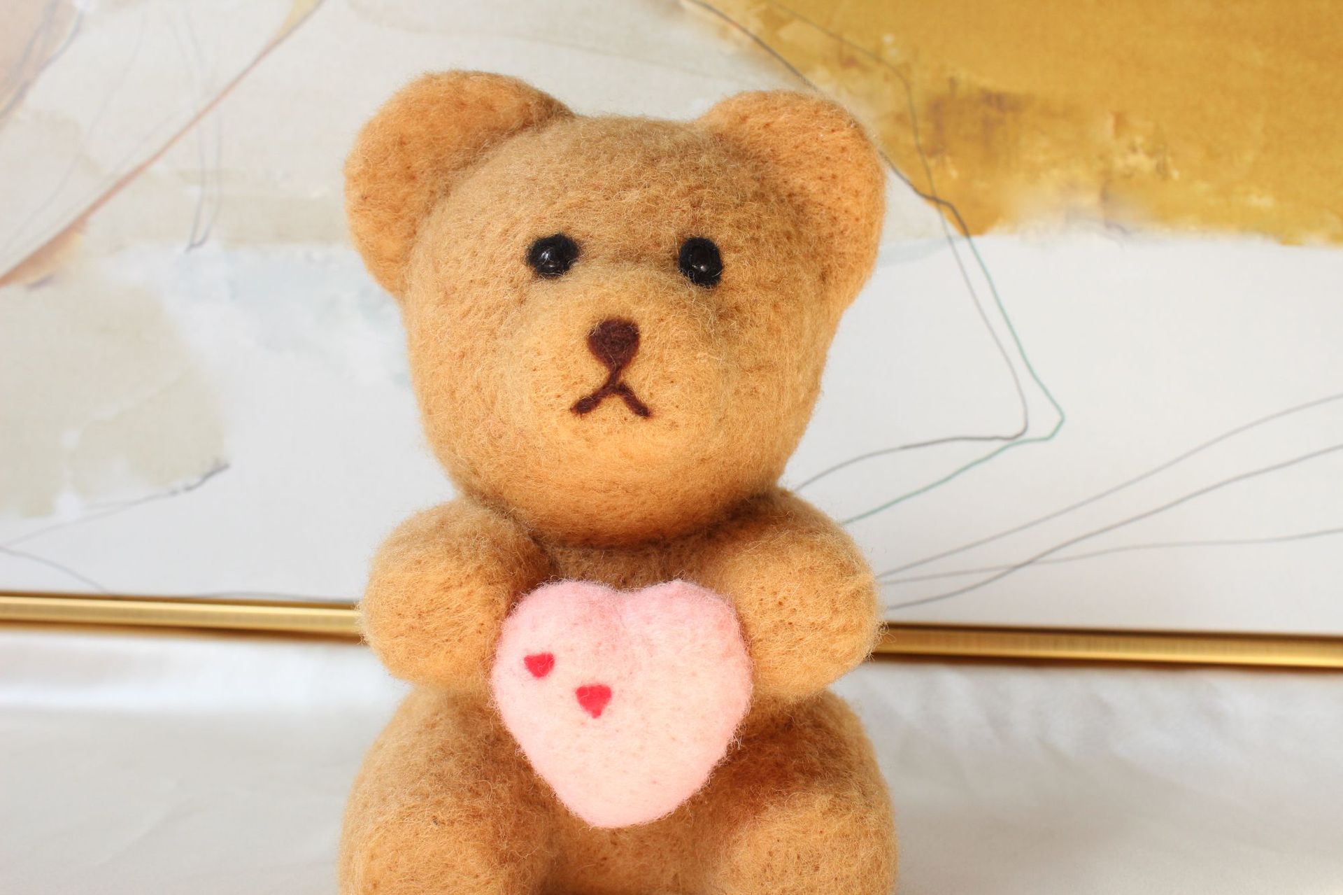 羊毛毡戳戳乐纯手工成品办公家具摆件装饰玩偶抱心小熊