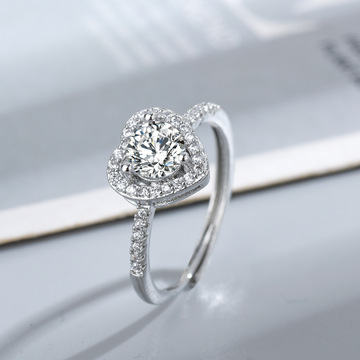 新款国潮莫桑戒指女心形镂空戒指一克拉仿莫桑石爱心戒指精工开口