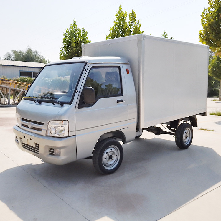 电动箱货四轮车