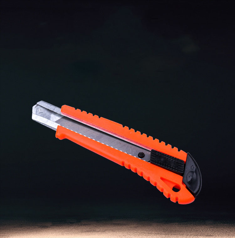 刀锋利包胶美工刀裁纸壁纸刀家用切割美工刀