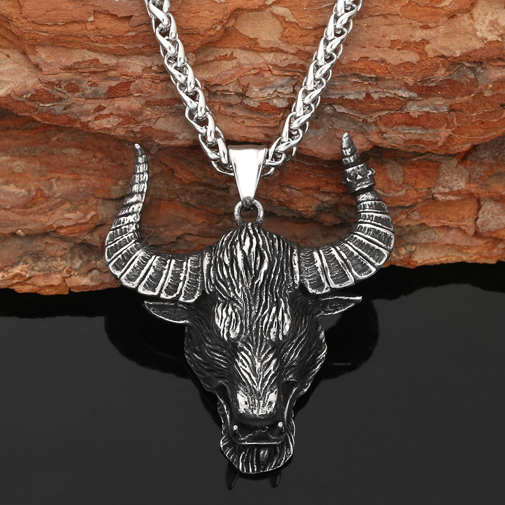 跨境电商专供嘻哈朋克风复古不锈钢牛头吊坠项链那