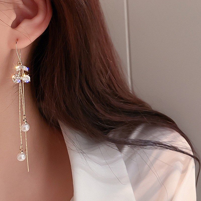 Sterling Silver Needle Online Influencer Tassel Earrings Women's High-Grade Earrings Korean Style Ladies Graceful Earrings Special-Interest Design Earrings