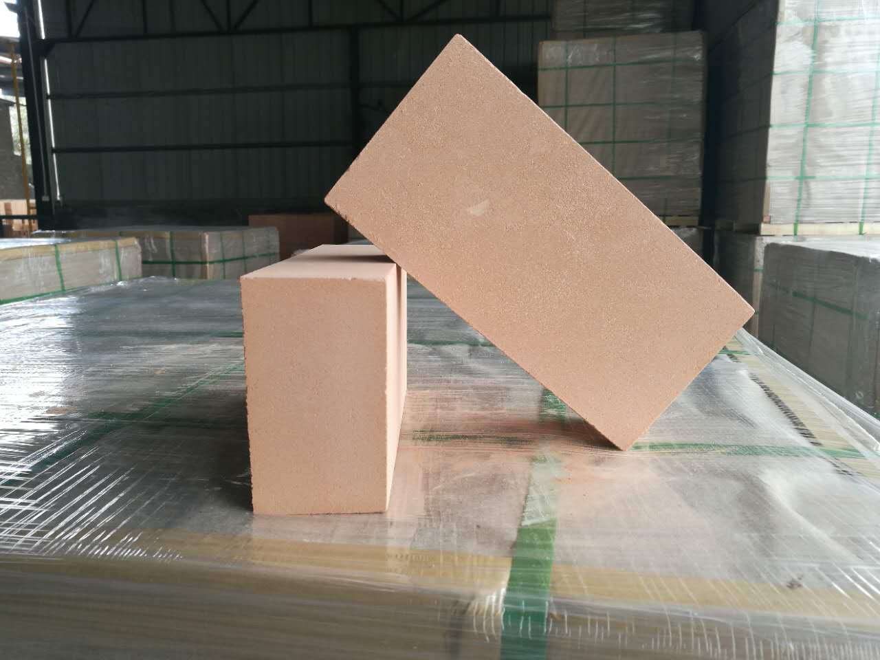 轻质粘土保温砖 高温高铝黏土保温耐火砖批发 标准异型砖加工定制