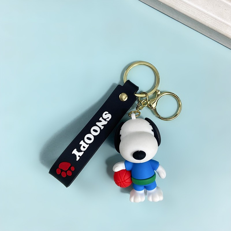 Creative Cartoon Snoopy Keychain Cute Puppy Charlie Key Chain Men and Women Handbag Pendant Wholesale